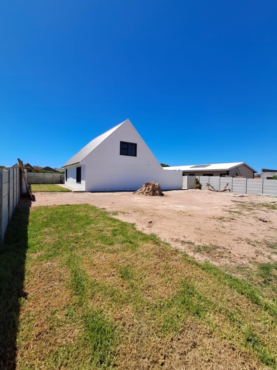 2 Bedroom Property for Sale in Britannia Bay Western Cape